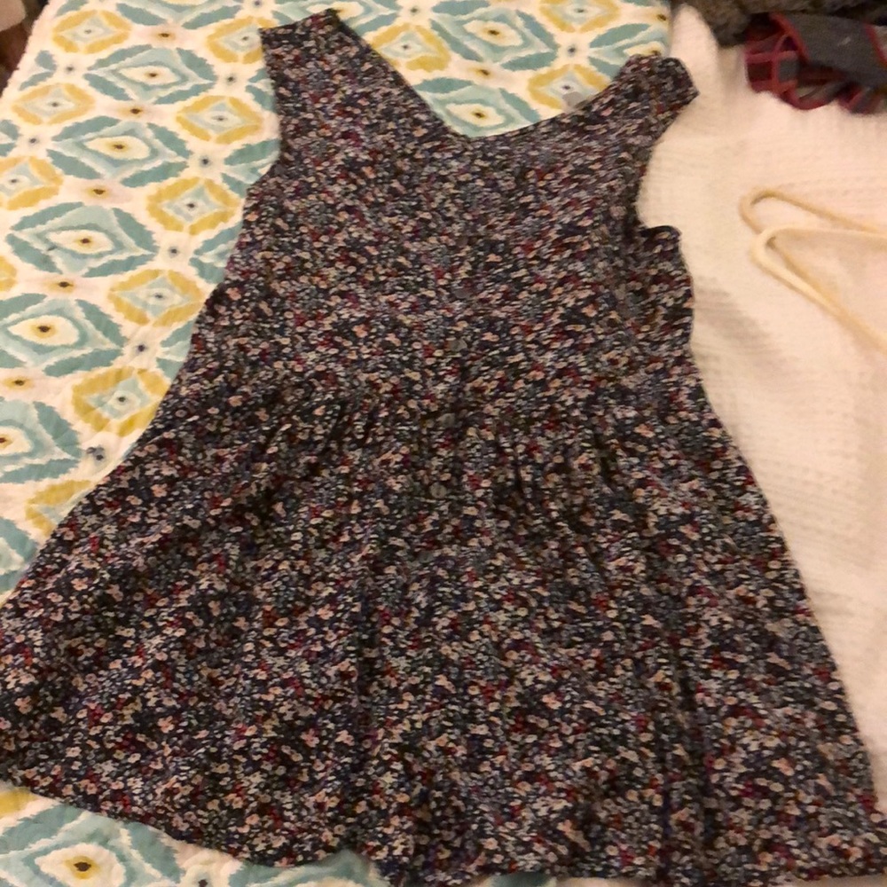 Floral v neck tank top romper
